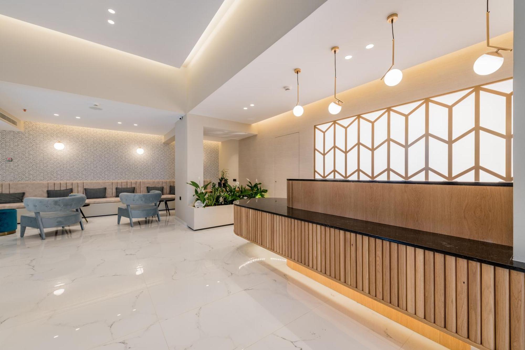Katerina Palace 酒店 Argásion